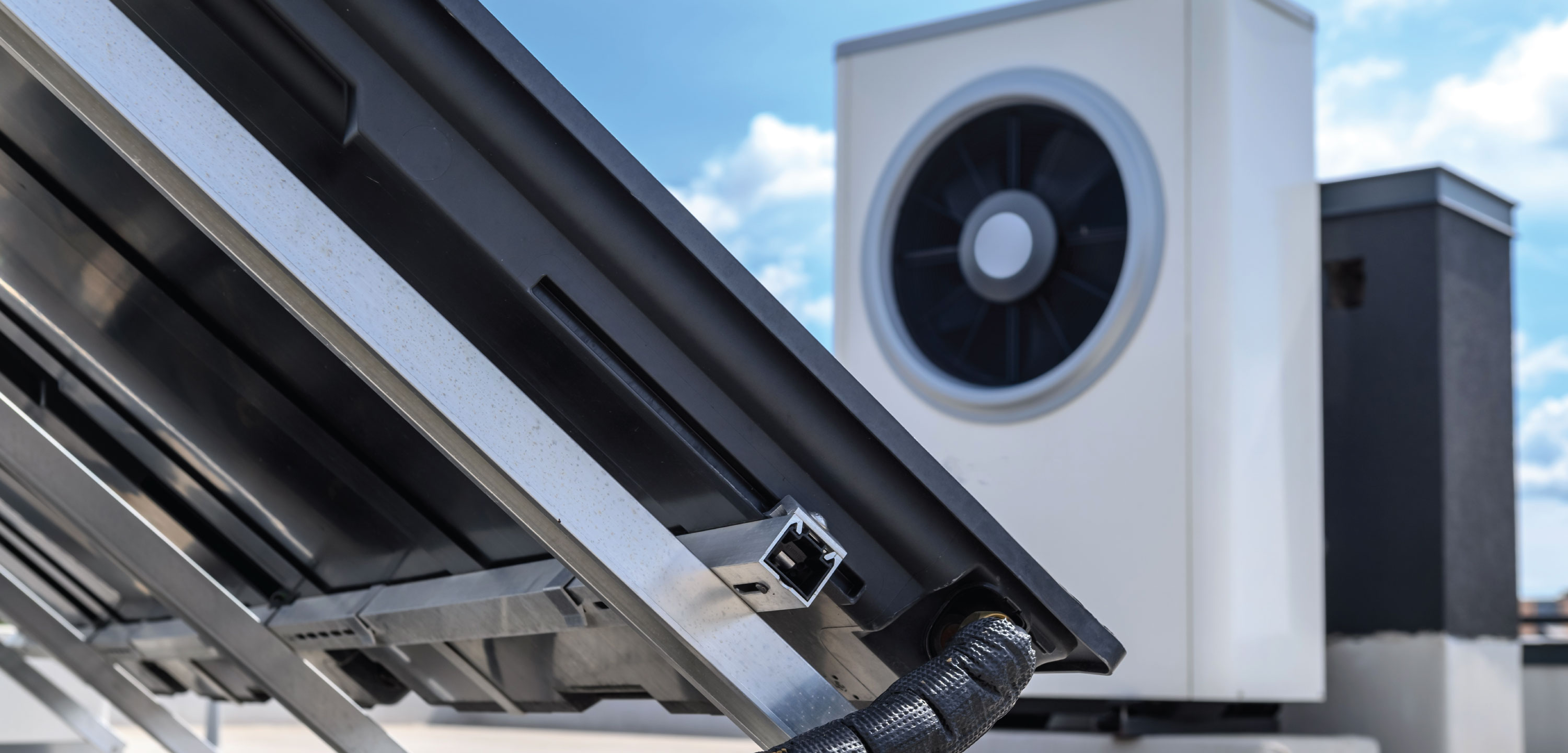 How heat pumps reduce energy consumption and work with solar panels