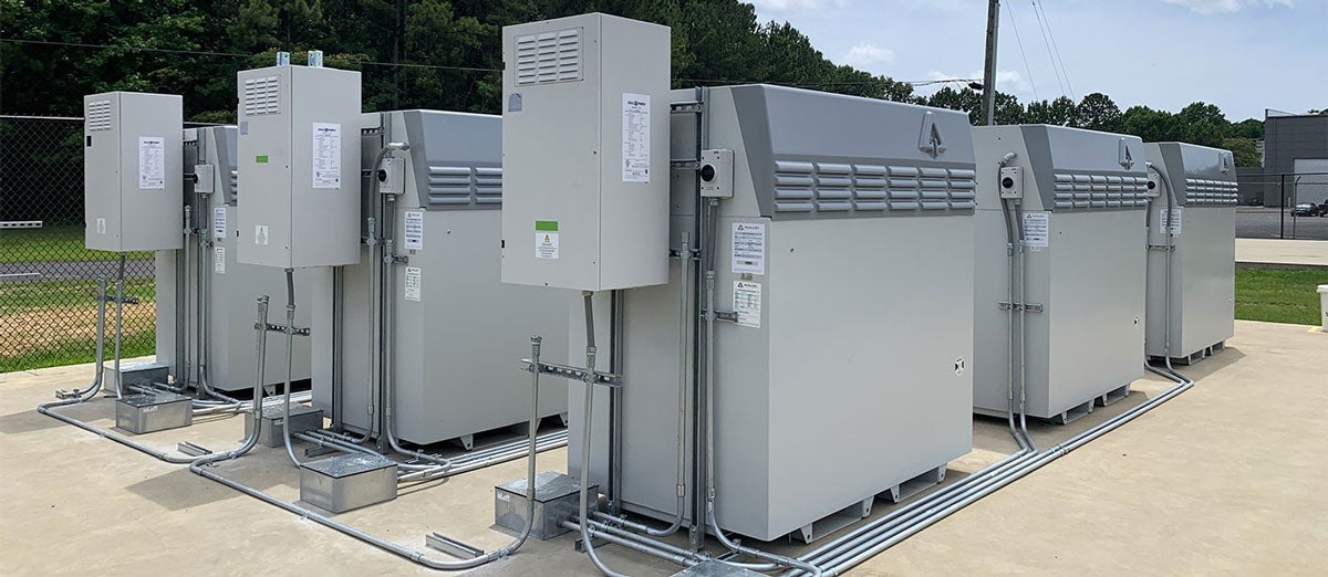 grid-scale flow battery array