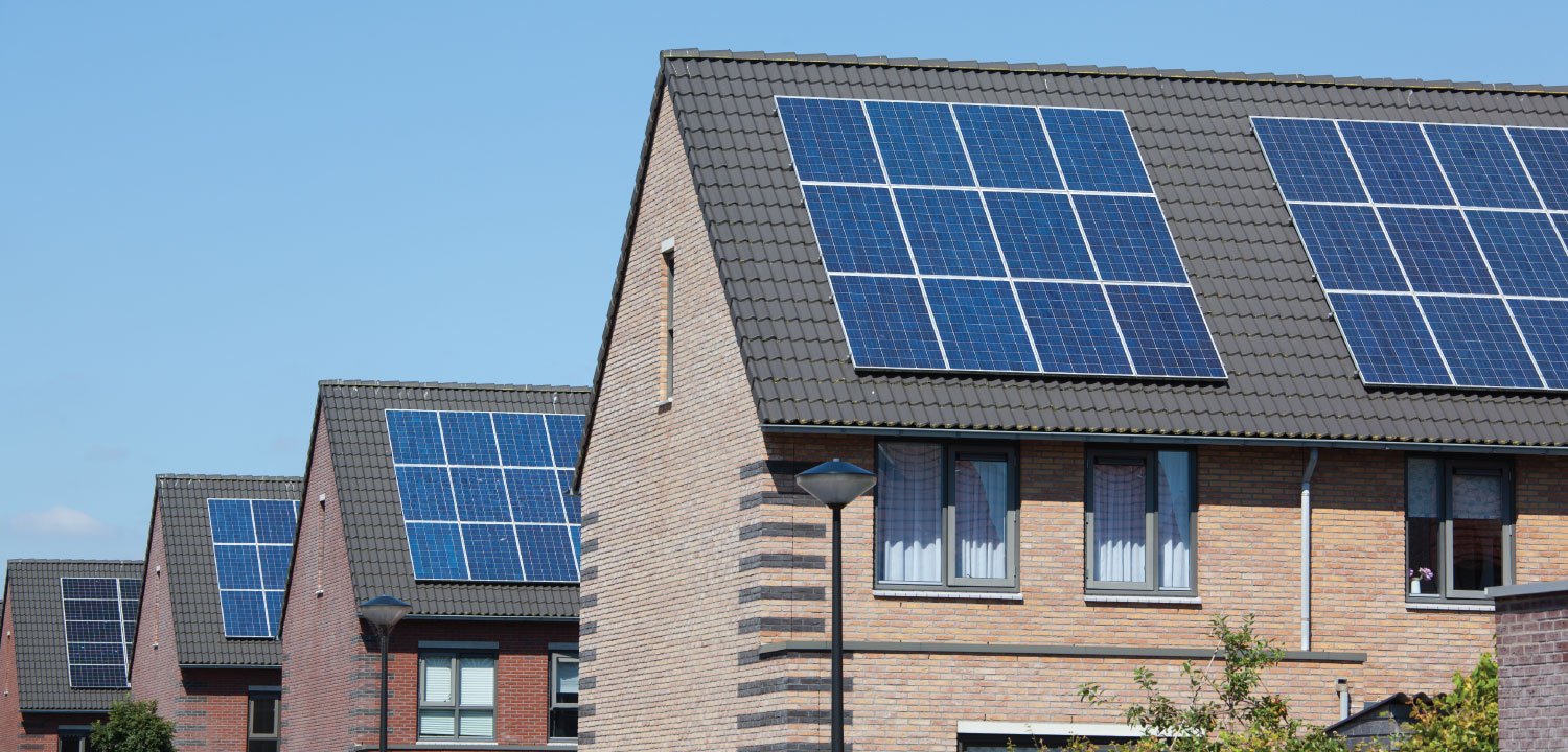 How many kWh does a house use in 2025?