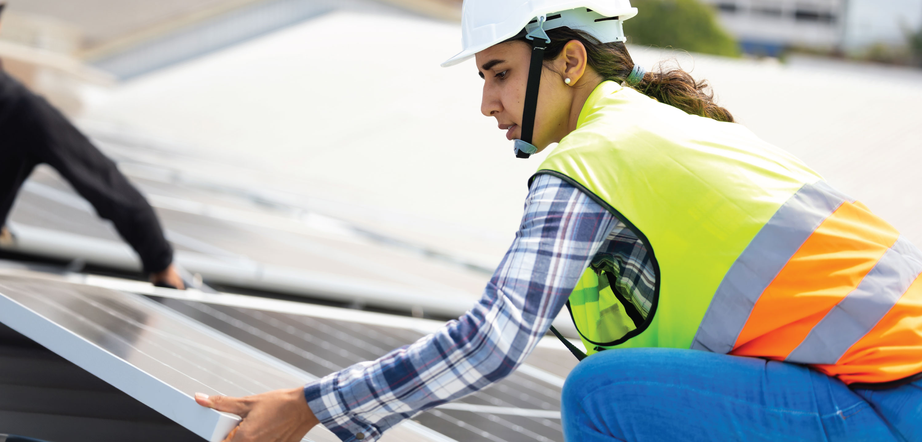 Women in Solar: Key Facts, Statistics, and Trends